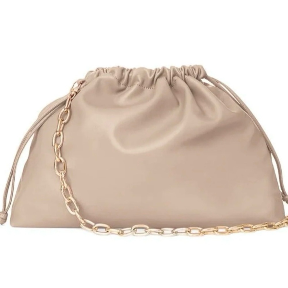 JULES KAE BRIELLE BUCKET